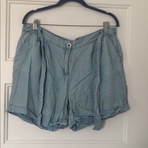 Lyocell soft lightweight shorts